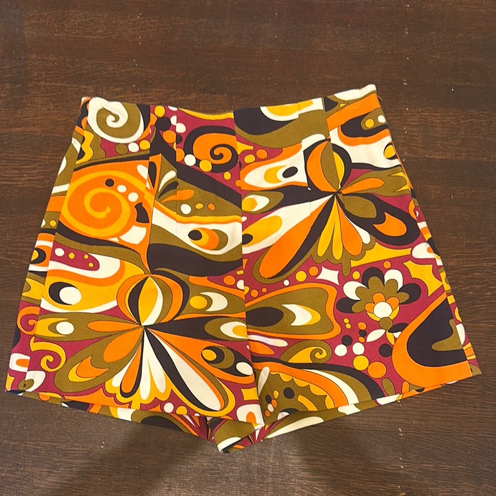 Vintage Style Colorful Patterned Shorts